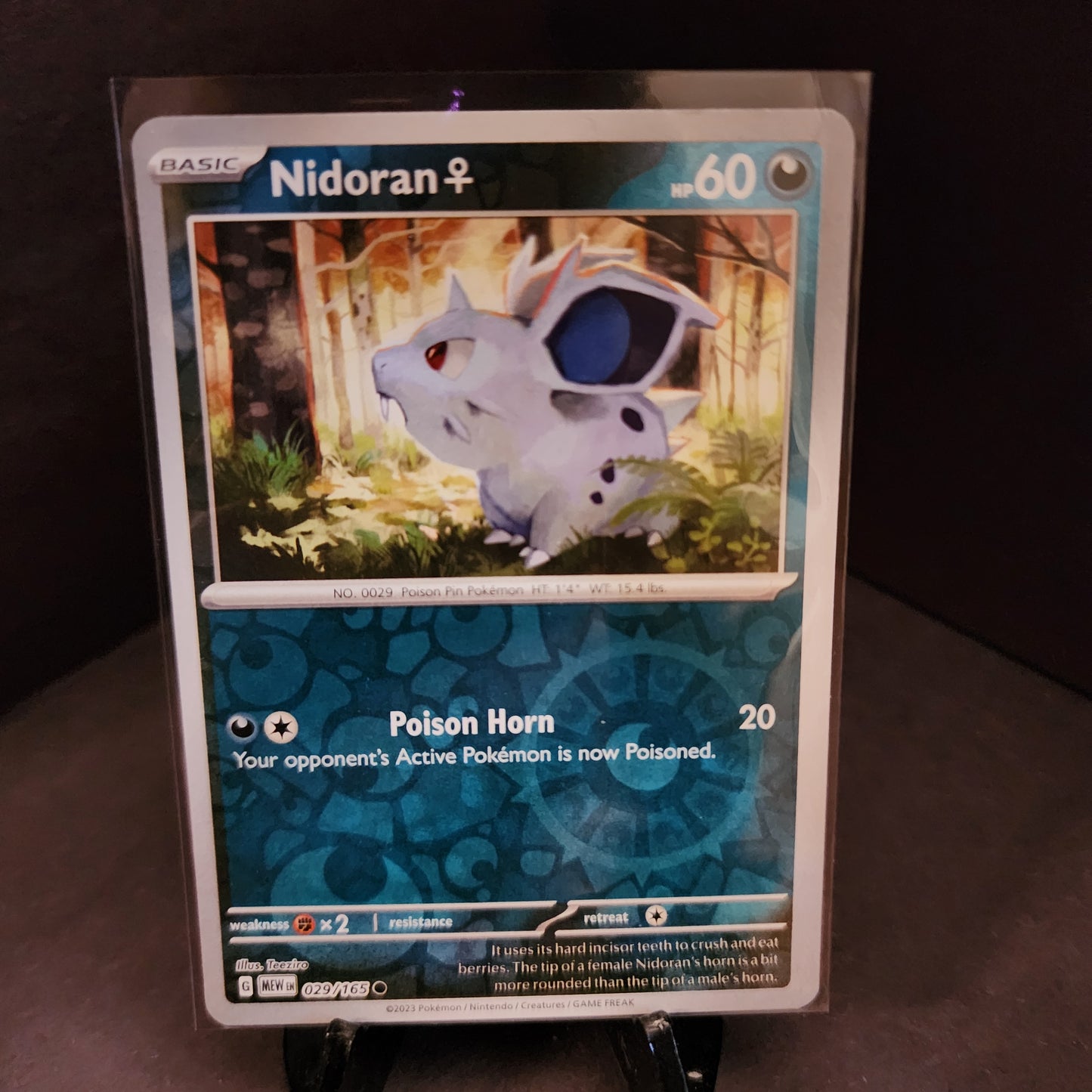 Single - Nidoran (Female) RH 29/165 - Scarlet and Violet 151